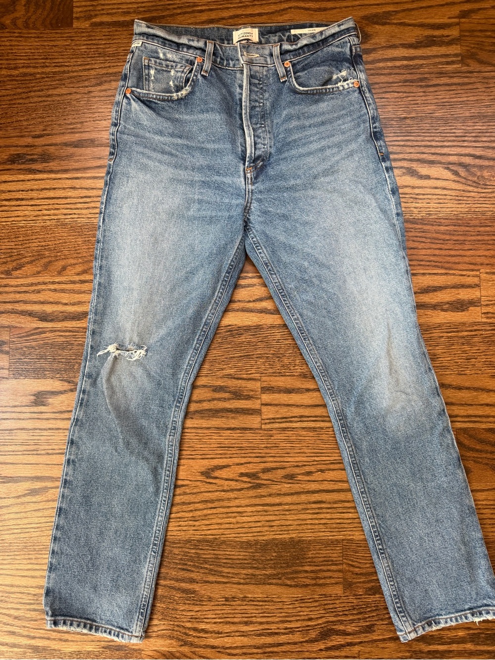 Citizens Of Humanity Faded Blue Straight Leg Jeans with Knee Rip